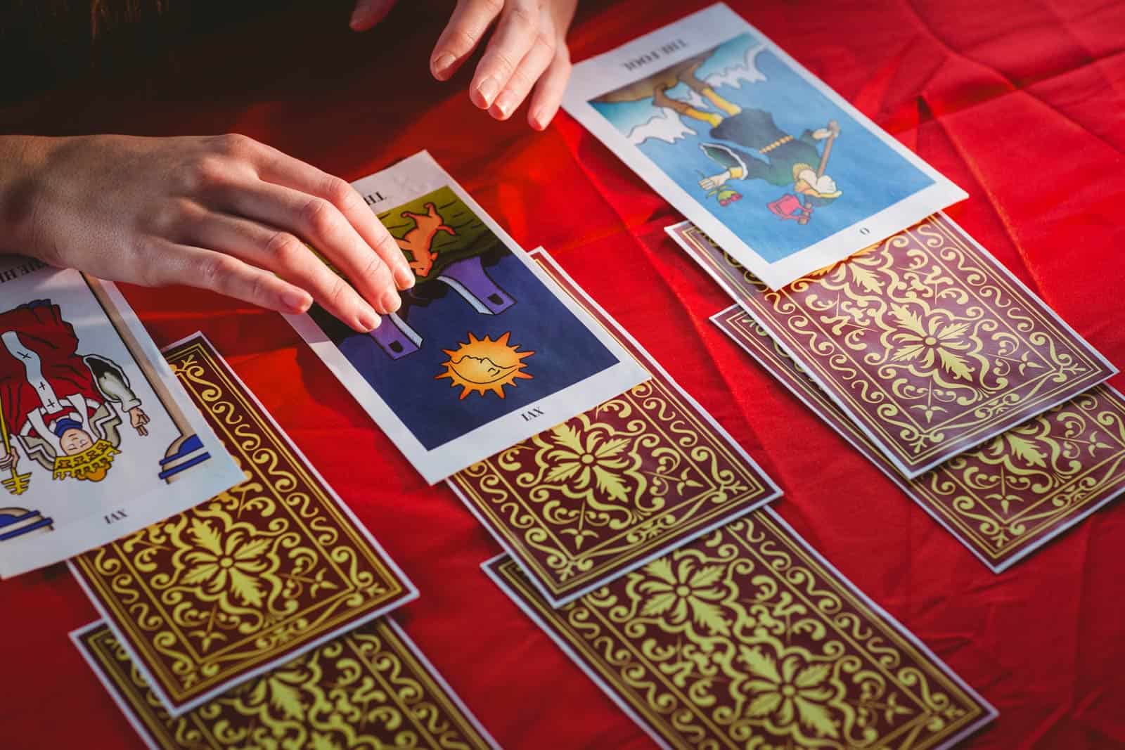 Tarot-karte - Horoskop | Astrologija | Tarot Online